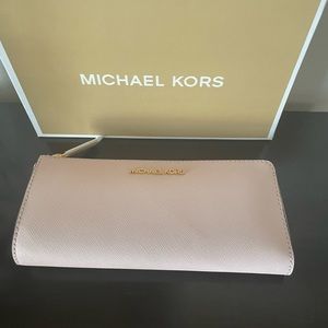 Jet Set Travel Large Saffiano Leather Quarter-Zip Wallet